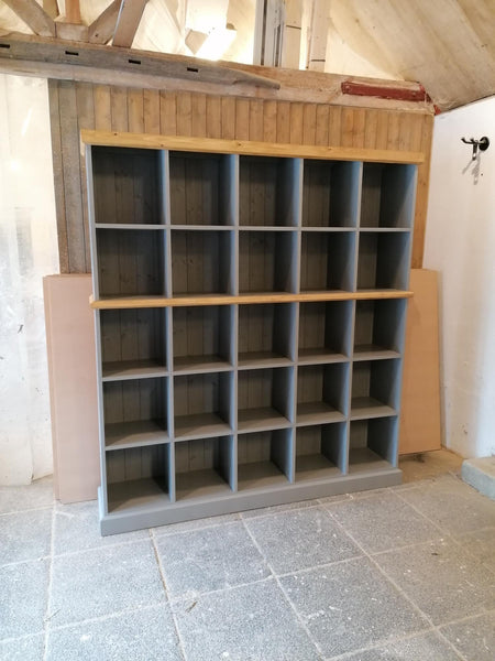 Cube Storage, vinyl storage Unit