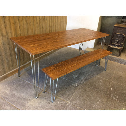 Table Hairpin Diner