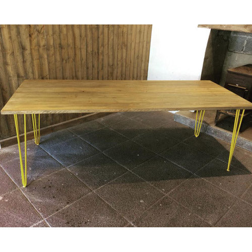 Table Hairpin Diner